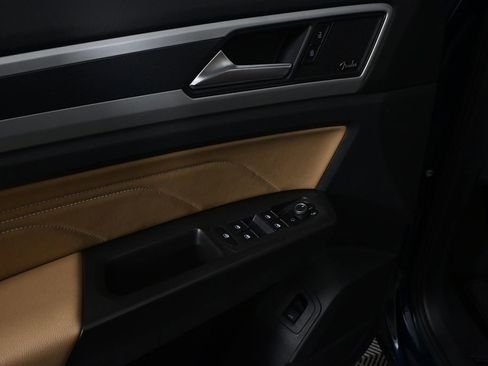 Used 2022 Volkswagen Atlas Cross Sport SEL Premium R-Line image 8