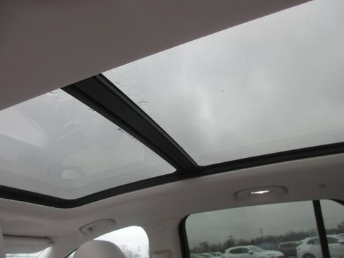 New 2026 Buick Envision Avenir image 16