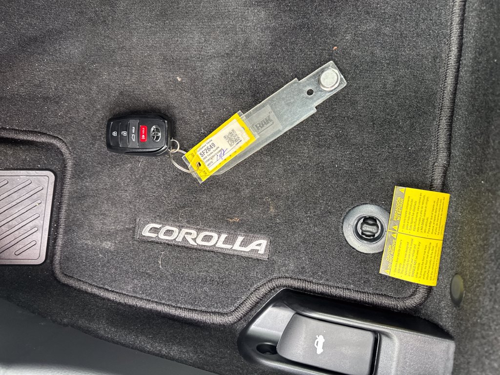Certified 2026 Toyota Corolla SE FWD image 35