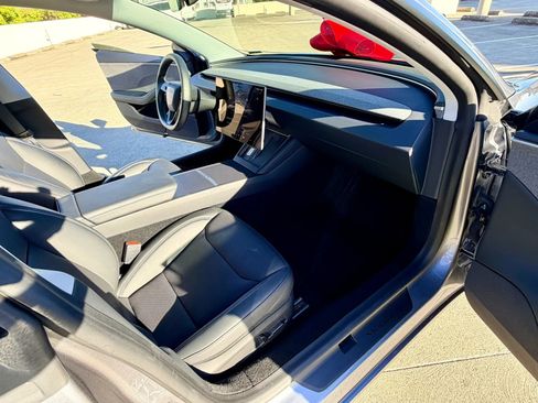 Used 2025 Tesla Model 3 RWD image 47