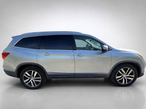 Used 2016 Honda Pilot Elite image 6