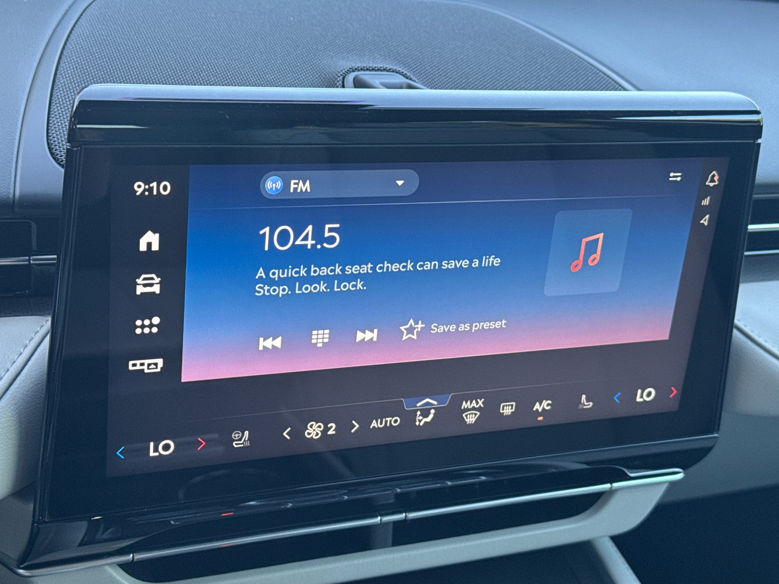 New 2026 Lincoln Nautilus Premier AWD/4WD image 17