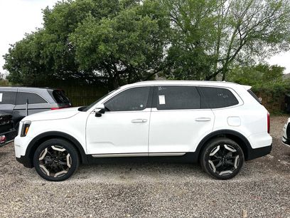 Used 2025 Kia Telluride S