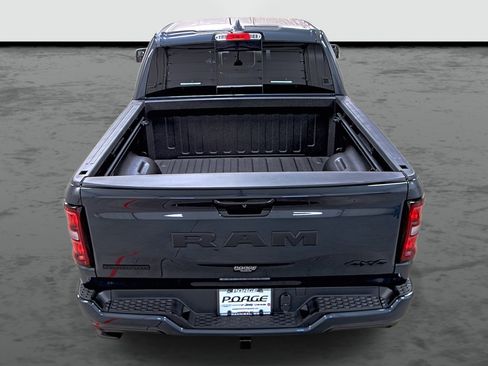 Used 2025 RAM 1500 Big Horn AWD/4WD image 3
