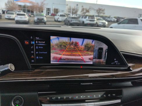 Used 2021 Cadillac Escalade Sport Platinum image 21