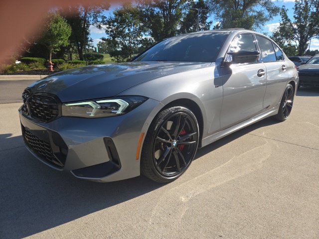 Used 2024 BMW M340i xDrive w/ Premium Package AWD/4WD image 3