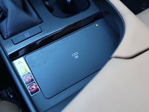 Used 2025 Lexus ES 350 Ultra Luxury image 31