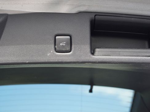 Used 2024 Ford Escape ST-Line image 12