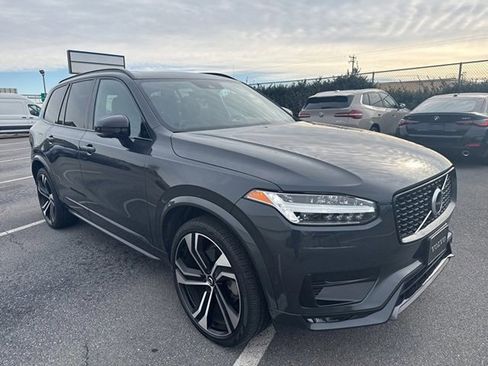Used 2021 Volvo XC90 T6 R-Design w/ Advanced Package image 3