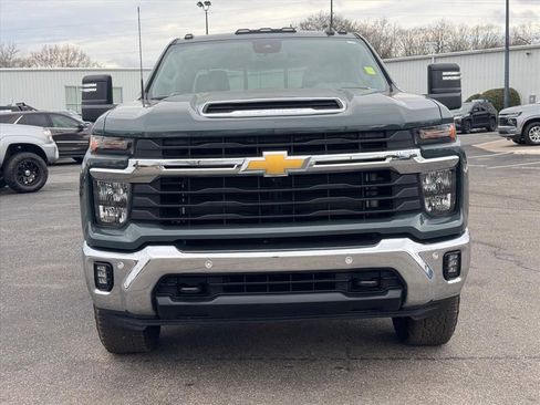 Used 2025 Chevrolet Silverado 2500 LT w/ All Star Edition image 8