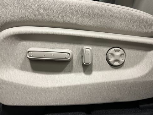 New 2026 Honda Odyssey EX-L image 10
