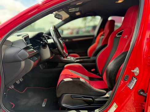 Used 2017 Honda Civic Type R image 17