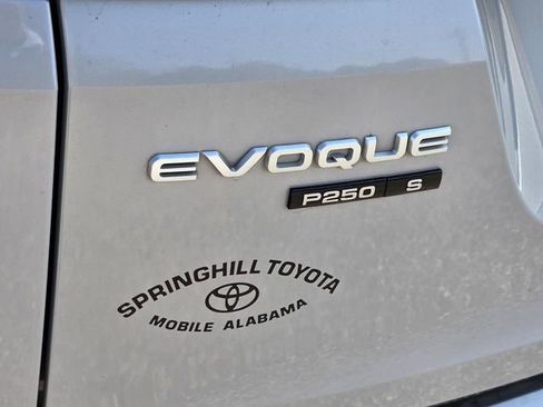 Used 2020 Land Rover Range Rover Evoque S image 30