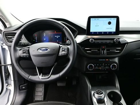 Used 2024 Ford Escape Active w/ Cold Weather Package FWD image 16