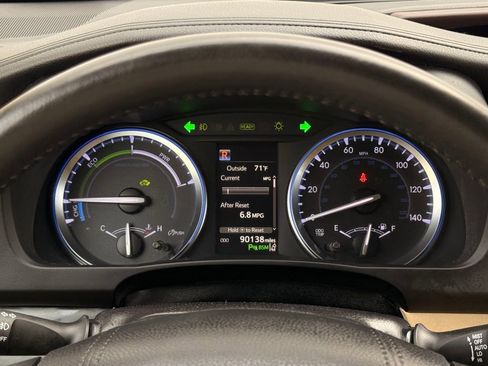 Used 2019 Toyota Highlander Limited Platinum image 27