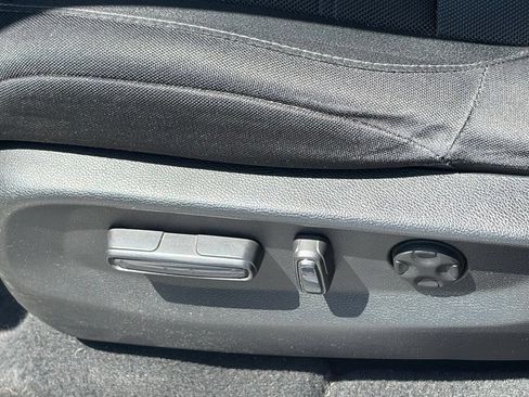 Used 2017 Honda CR-V EX image 6