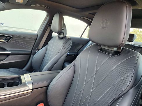 New 2025 Mercedes-Benz C 63 AMG S image 10