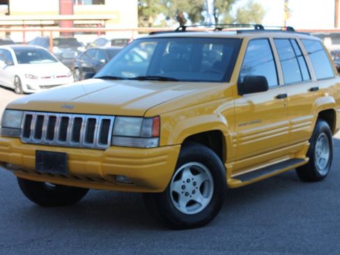 Used 1998 Jeep Grand Cherokee Laredo image 3