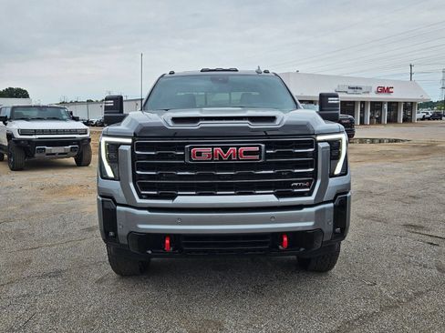 New 2026 GMC Sierra 2500 AT4 w/ AT4 Premium Plus Package AWD/4WD image 9