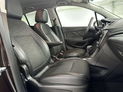Used 2016 Buick Encore Convenience FWD image 17