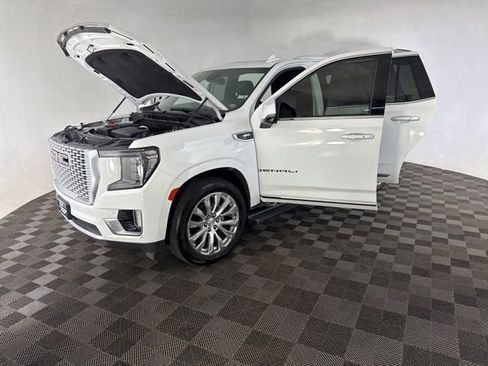 Used 2023 GMC Yukon Denali w/ Max Trailering Package AWD/4WD image 12
