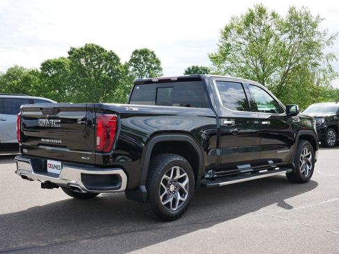 Used 2023 GMC Sierra 1500 SLT w/ SLT Premium Plus Package AWD/4WD image 10