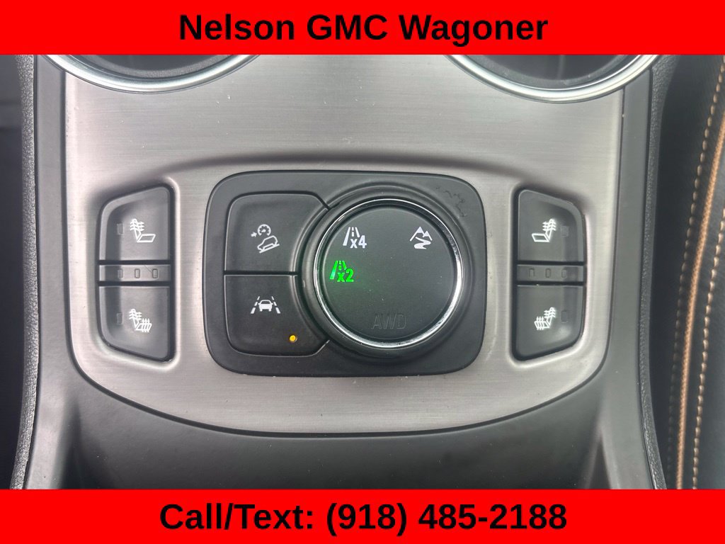 Used 2022 GMC Terrain AT4 w/ LPO, Floor Liner Package AWD/4WD image 34