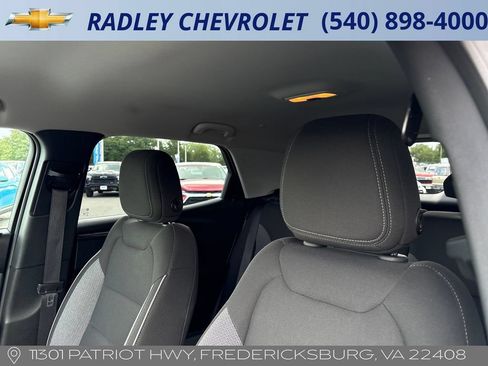 Certified 2025 Chevrolet TrailBlazer LT AWD/4WD image 2