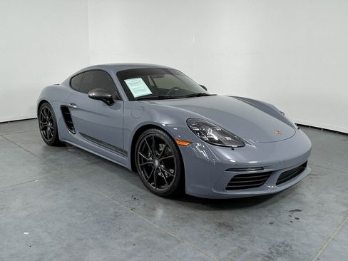 Used 2023 Porsche 718 Cayman image 9