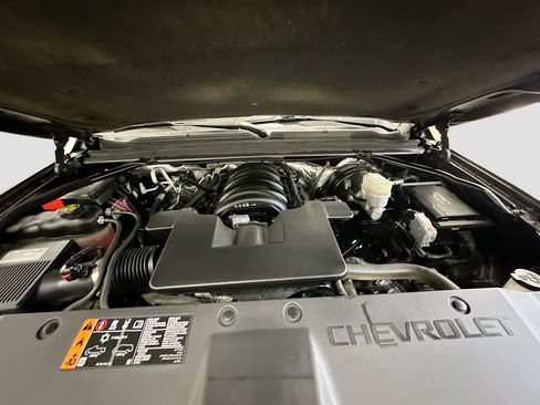 Used 2018 Chevrolet Tahoe Premier image 36