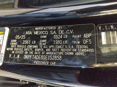 Used 2025 Kia K4 LXS image 33