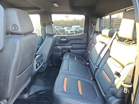 Used 2019 GMC Sierra 1500 AT4 w/ AT4 Premium Package image 9