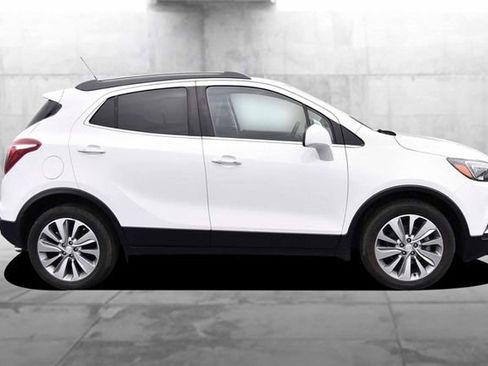 Used 2020 Buick Encore Preferred image 5