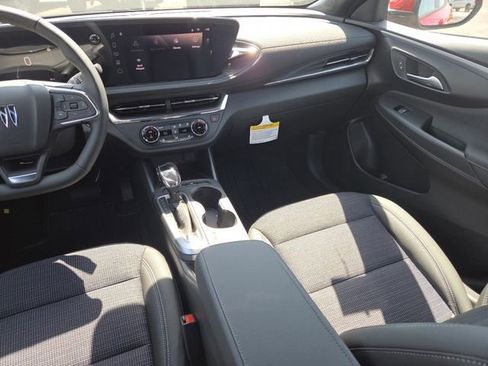 New 2026 Buick Envista Sport Touring w/ Convenience I Package FWD image 30