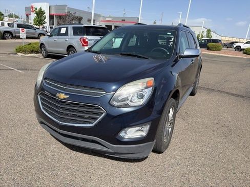 Used 2017 Chevrolet Equinox Premier w/ Enhanced Convenience Package FWD image 5