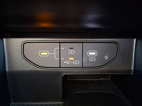 Used 2025 Kia Sorento EX w/ EX Panoramic Sunroof Package image 25