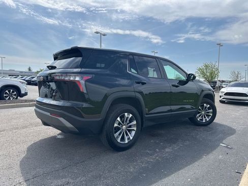 Used 2025 Chevrolet Equinox LT image 11