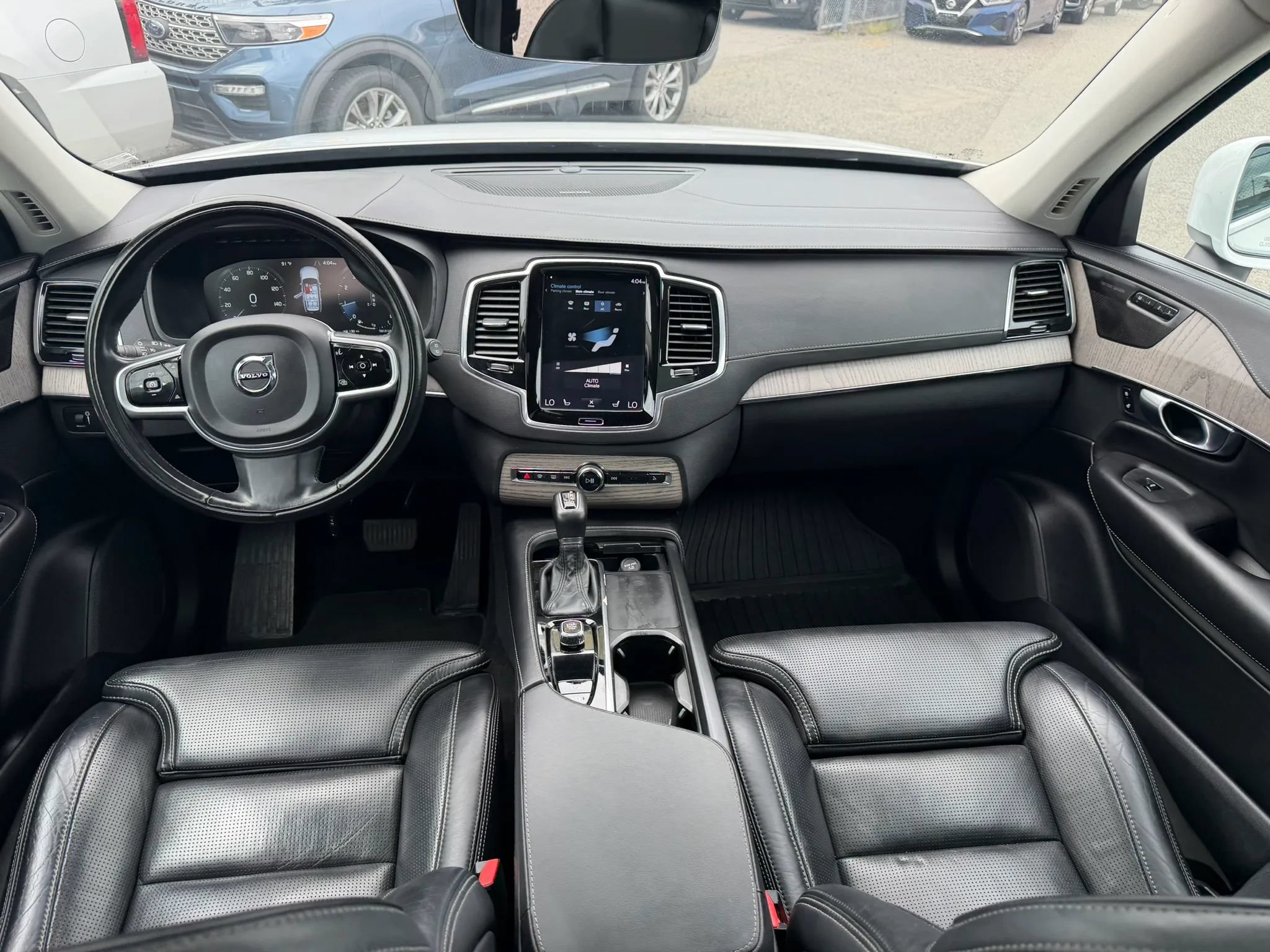 Used 2022 Volvo XC90 T6 Inscription w/ Climate Package AWD/4WD image 31