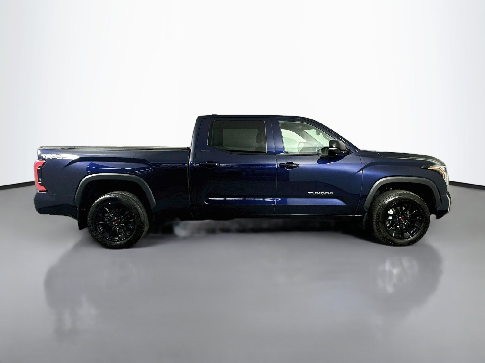 Used 2024 Toyota Tundra Limited w/ TRD Off-Road Package AWD/4WD image 8