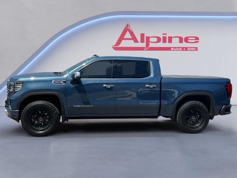 Used 2024 GMC Sierra 1500 Denali w/ Technology Package AWD/4WD image 2