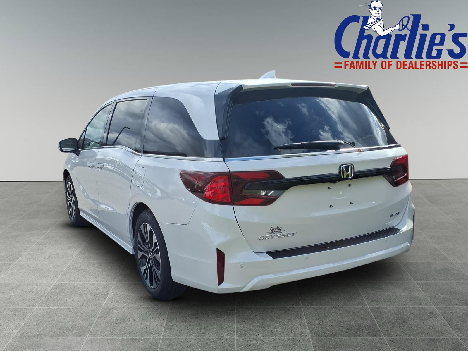 New 2027 Honda Odyssey Elite image 5