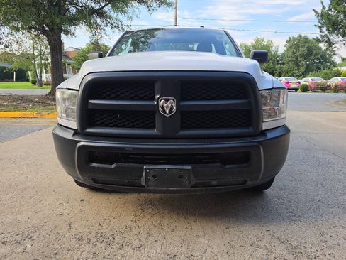 Used 2018 RAM 2500 Tradesman w/ Power & Remote Entry Group RWD image 10