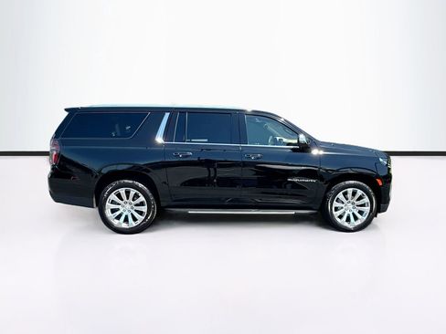 Used 2023 Chevrolet Suburban Premier AWD/4WD image 10