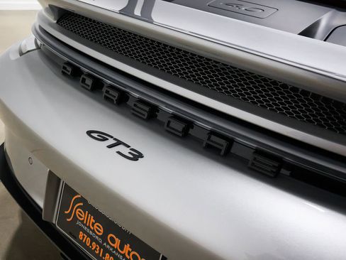 Used 2022 Porsche 911 GT3 RWD image 64