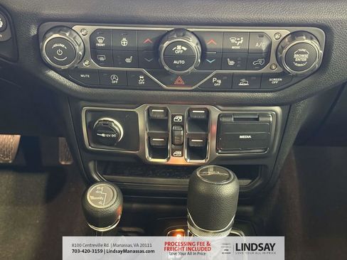 New 2026 Jeep Gladiator Sport AWD/4WD image 30