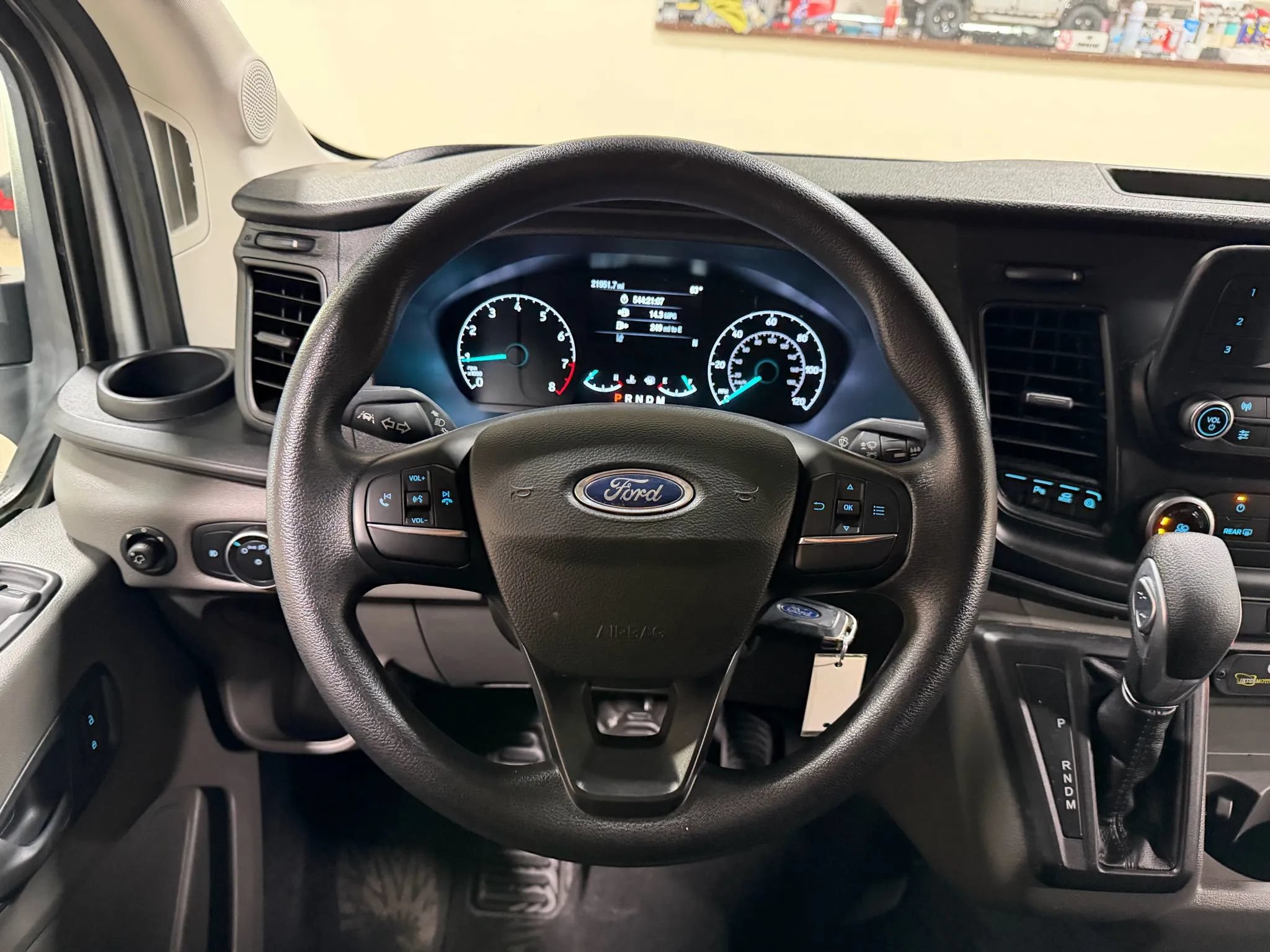 Used 2020 Ford Transit 250 Medium Roof RWD image 61