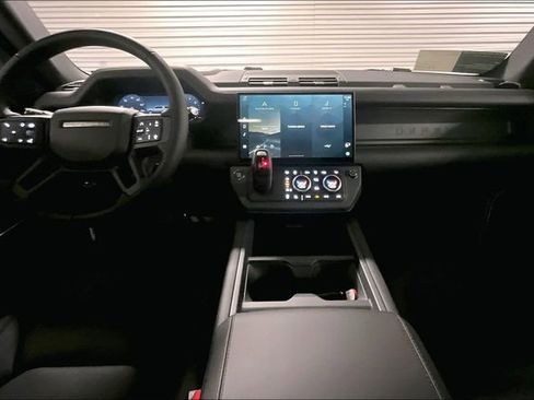 New 2026 Land Rover Defender 130 X-Dynamic SE AWD/4WD image 6
