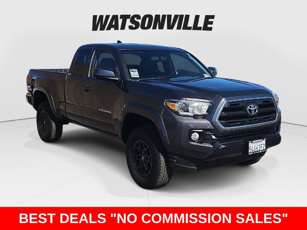 Used 2017 Toyota Tacoma SR5 w/ Tow Package RWD 360° Tour