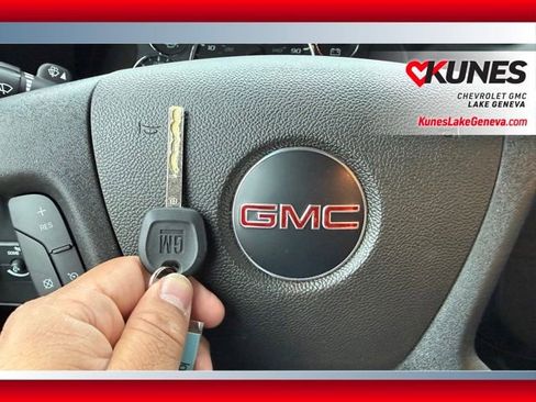 New 2026 GMC Savana 2500 w/ Driver Convenience Package RWD image 33