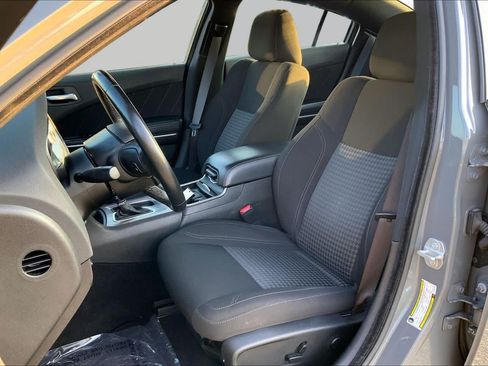 Used 2023 Dodge Charger SXT RWD image 8